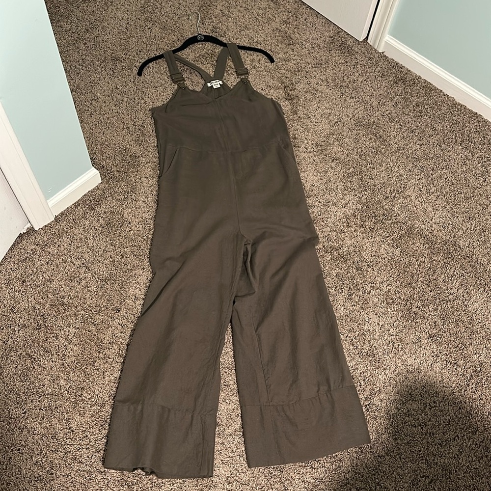 Billabong overalls/jumpsuit bell bottoms- army green size small